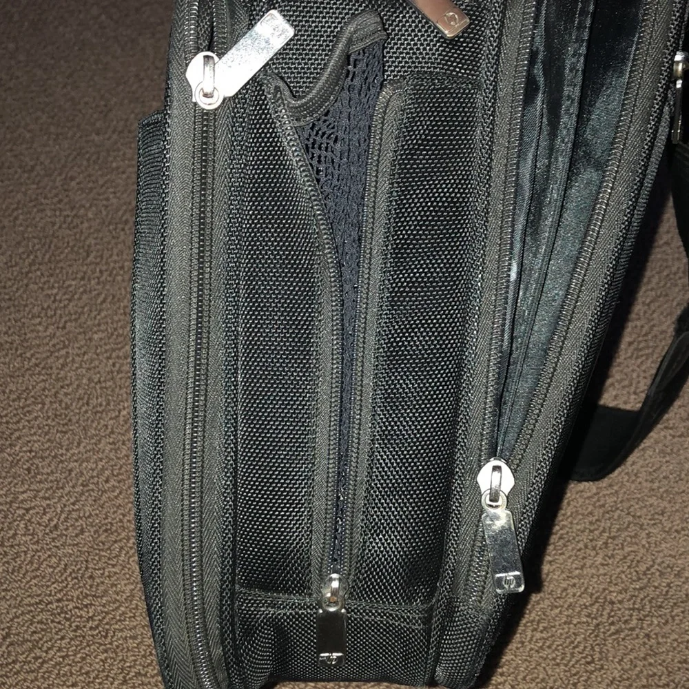 HEWLETT PACKARD LAPTOP CROSSBODY BAG